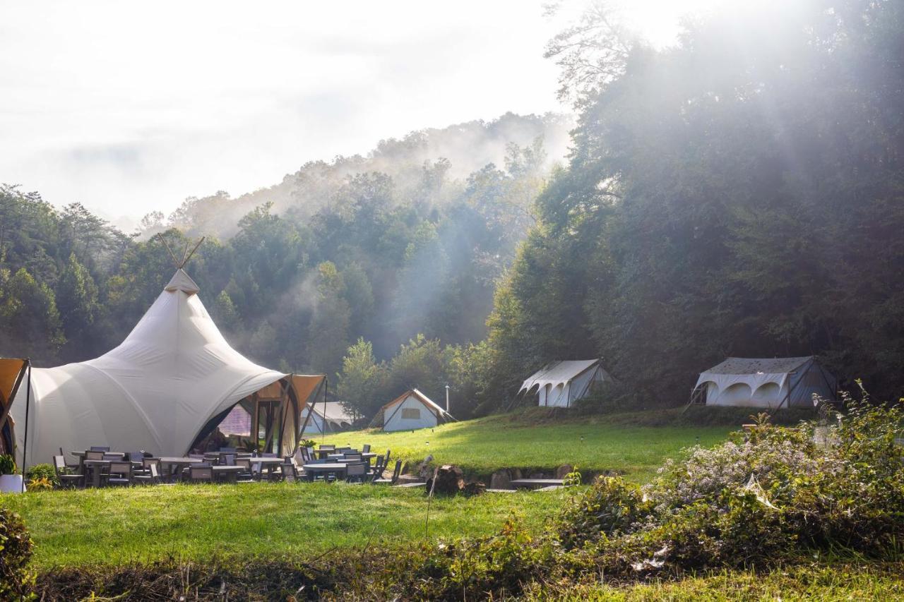 Under Canvas Great Smoky Mountains Hotel Pigeon Forge Bagian luar foto